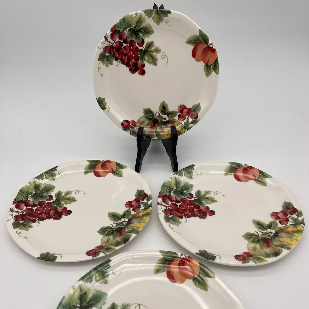 Royal Doulton Everyday Vintage Grape Salad Plates Set of 4 Fruit Fine China 8.25